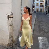 Vestido em Cetim - Daviness