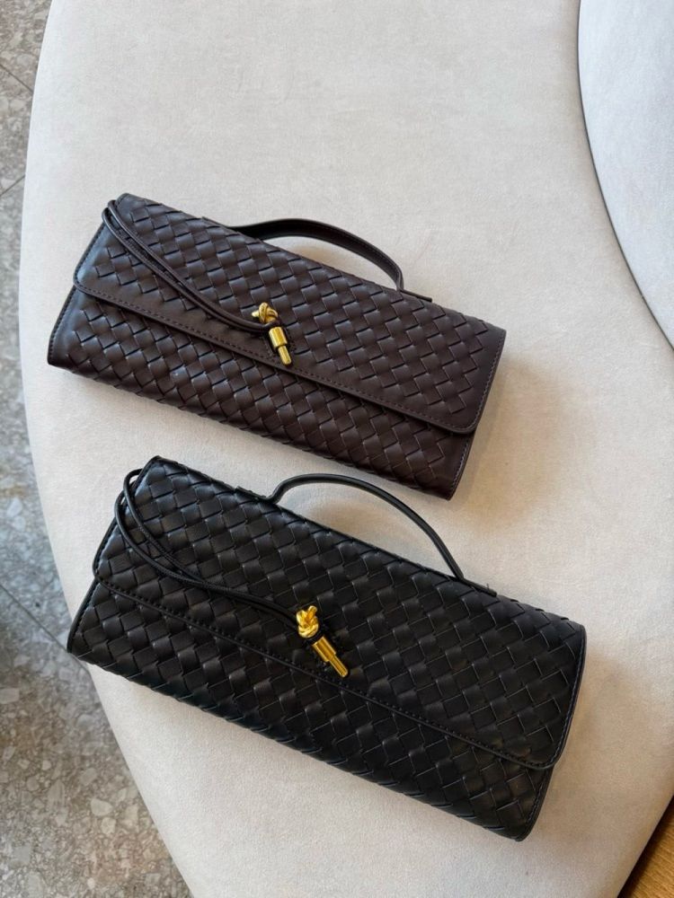 Bolsa Bottega Clutch
