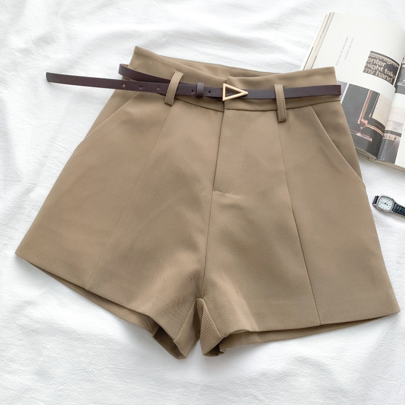 Short Alfaiataria Vincy com Cinto Triangular